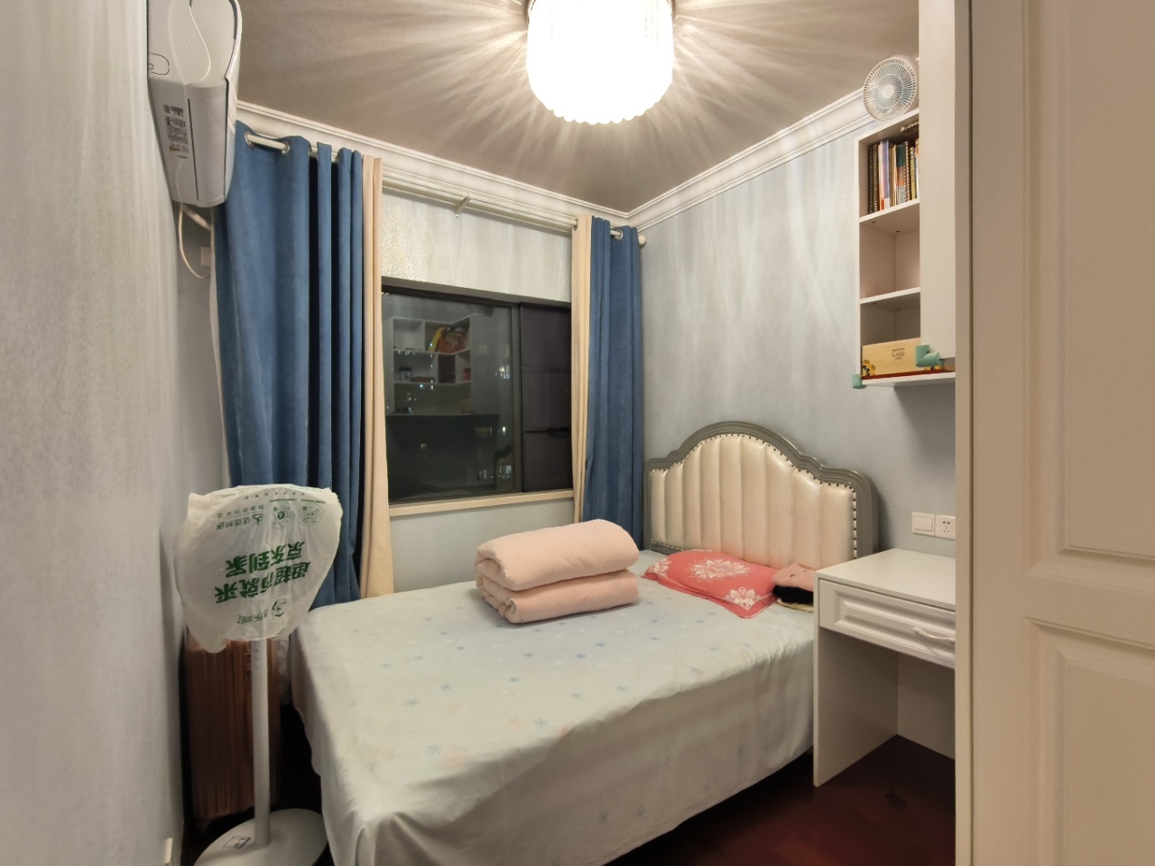 恒大华府 3室2厅2卫 72.8万 恒大华府 3室2厅2卫 72.8万室内图