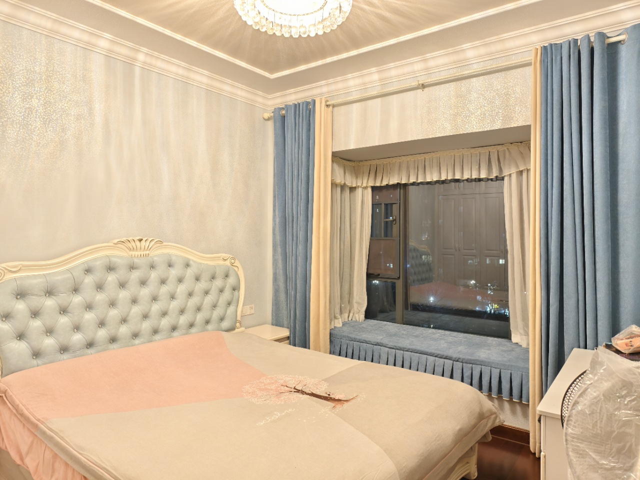 恒大华府 3室2厅2卫 72.8万 恒大华府 3室2厅2卫 72.8万室内图