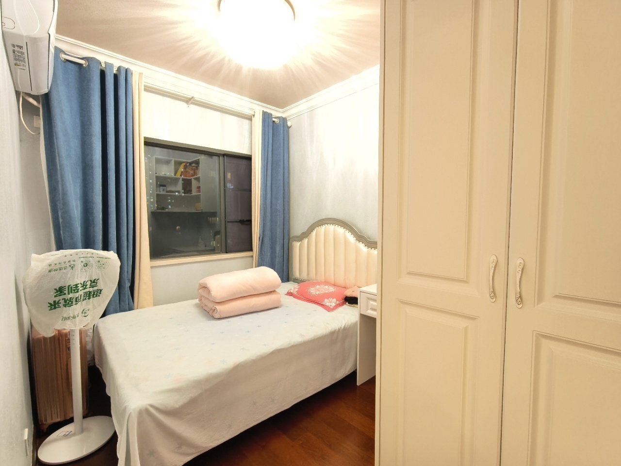 恒大华府 3室2厅2卫 72.8万 恒大华府 3室2厅2卫 72.8万室内图