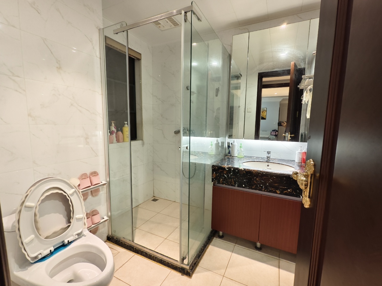 恒大华府 3室2厅2卫 72.8万 恒大华府 3室2厅2卫 72.8万室内图