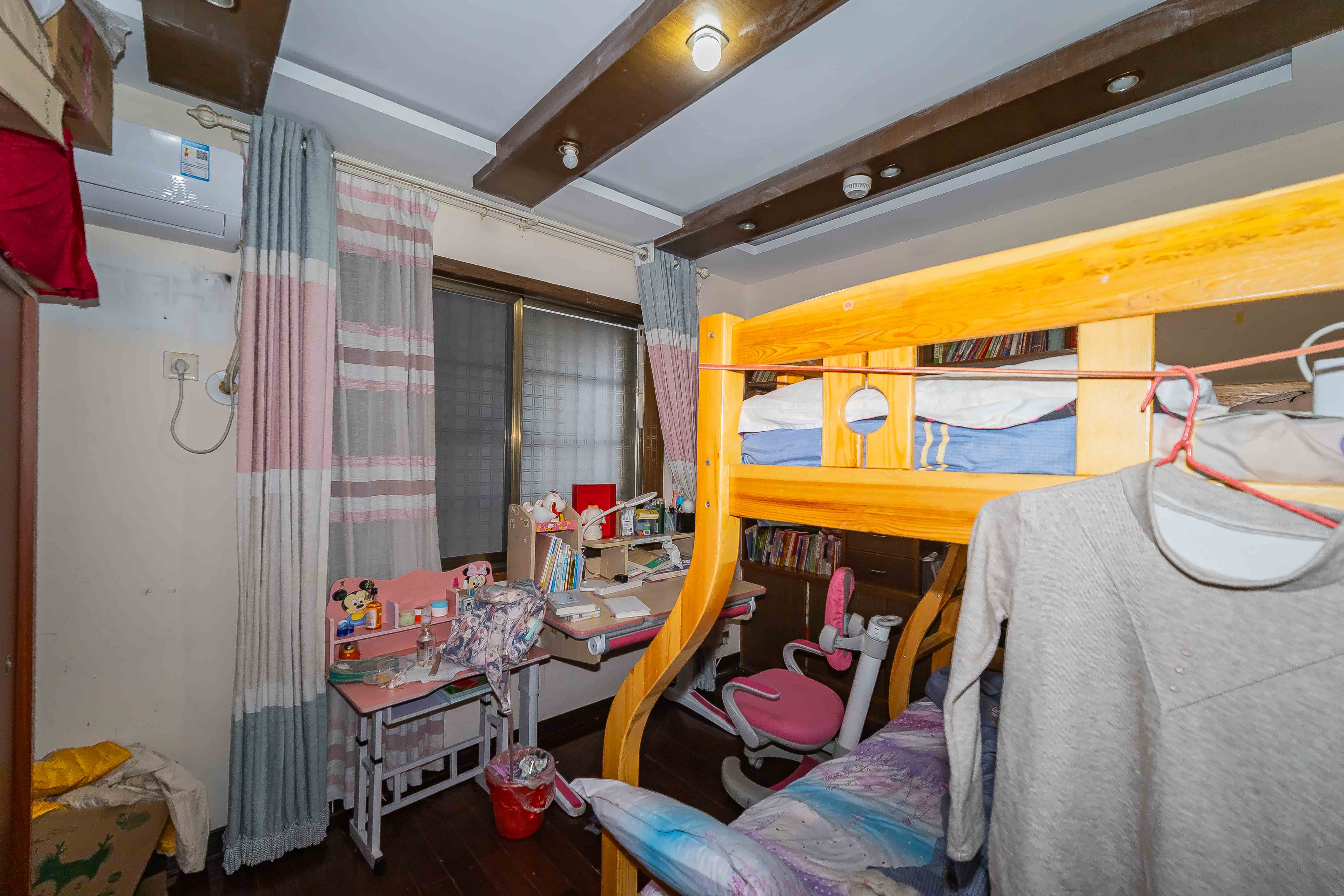 湖南第六工程有限公司机关小区（六公司机关大院）  4室2厅2卫   169.00万卧室