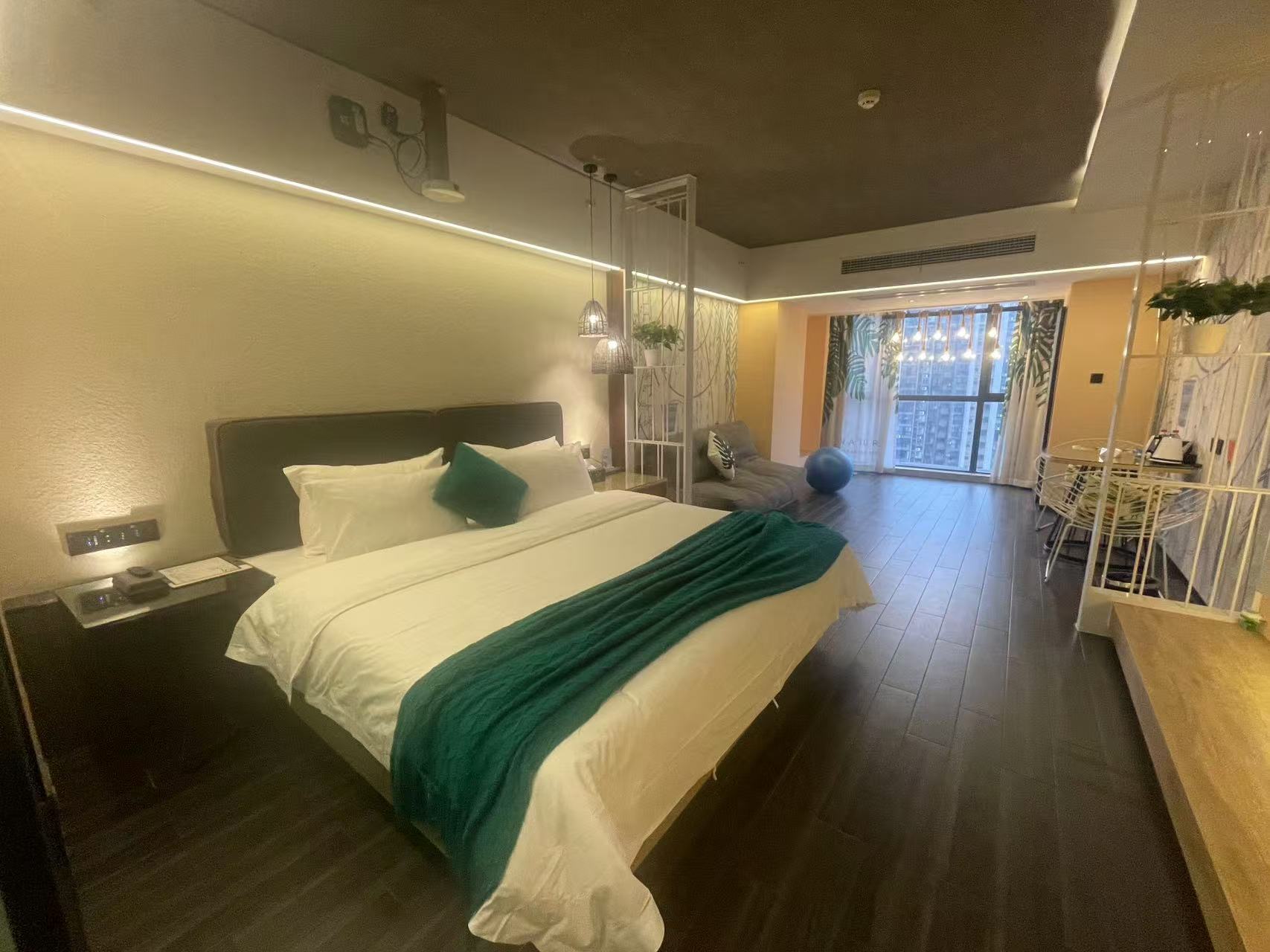 高升星光天地 1室1厅1卫 2300.0元/月 高升星光天地 1室1厅1卫 2300.0元/月室内图