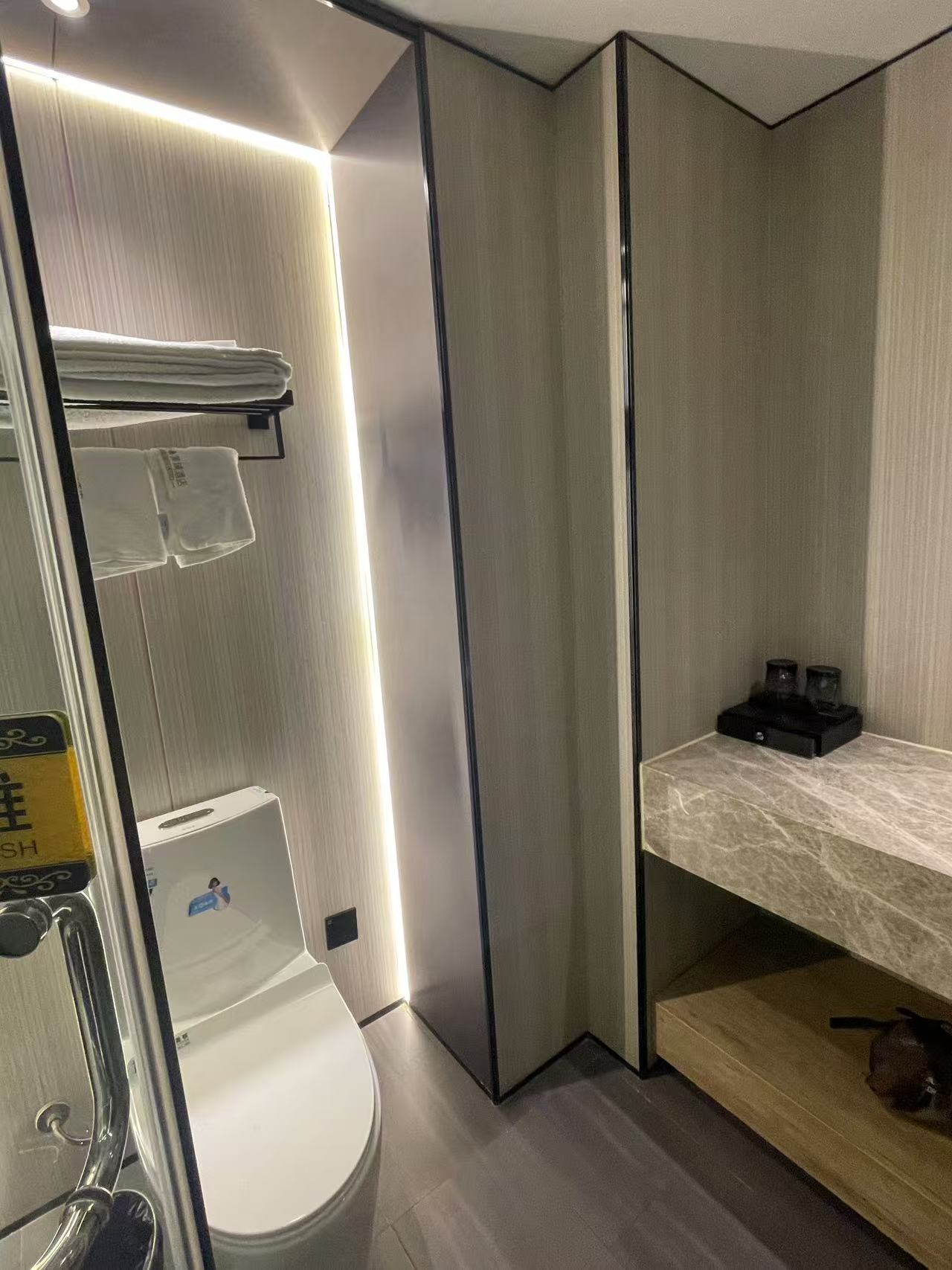 高升星光天地 1室1厅1卫 2300.0元/月 高升星光天地 1室1厅1卫 2300.0元/月室内图