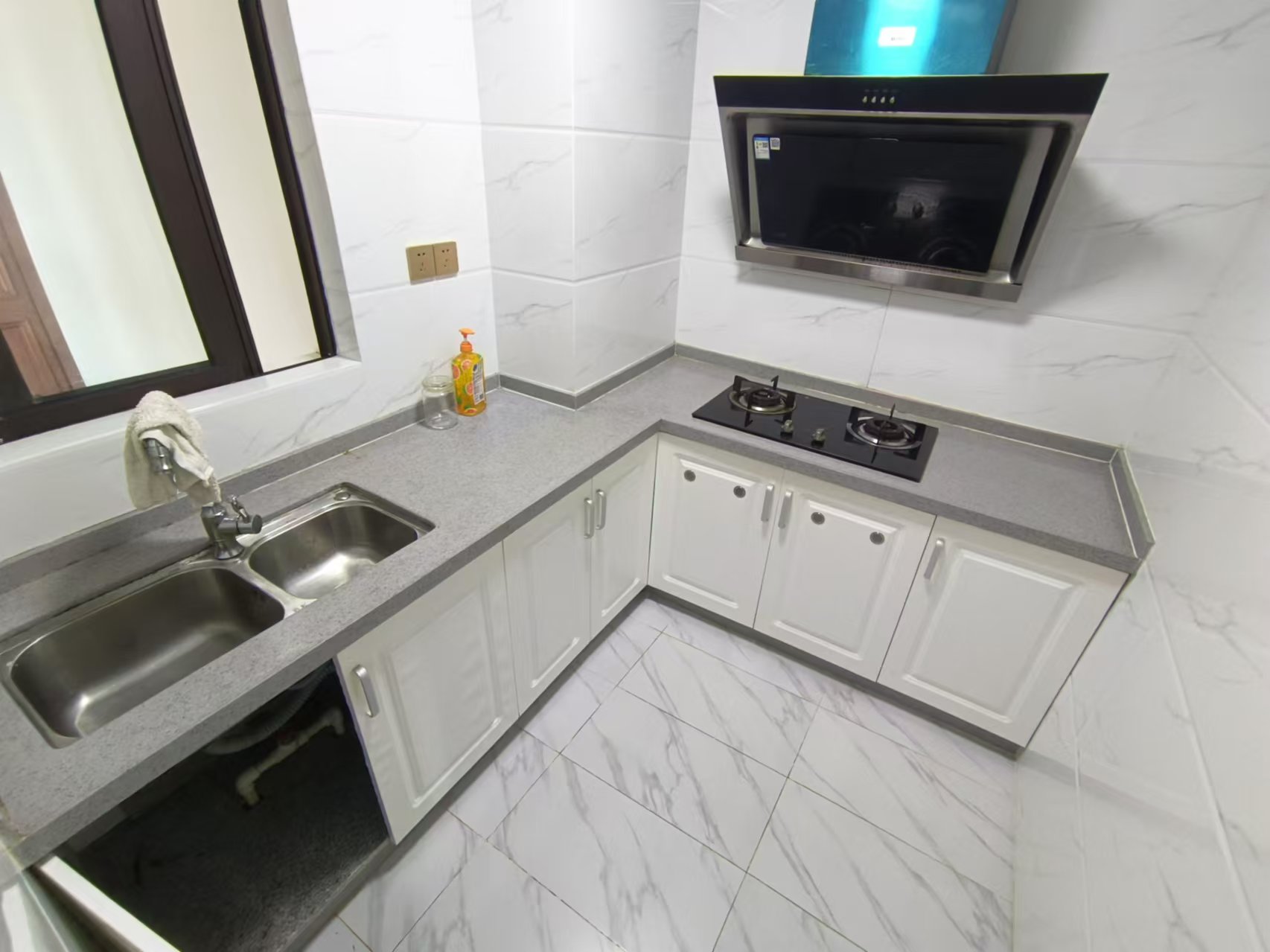 盈滨海岸 2室2厅1卫 100.0万 盈滨海岸 2室2厅1卫 100.0万室内图