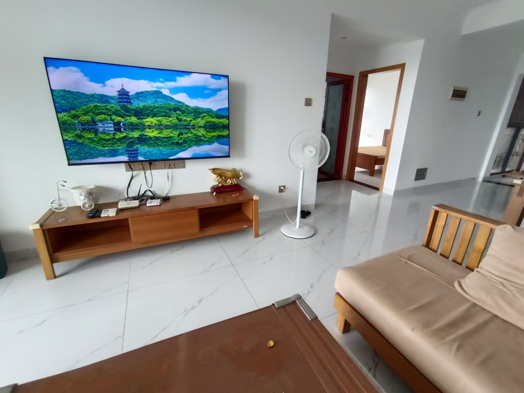 盈滨海岸 2室2厅1卫 100.0万 盈滨海岸 2室2厅1卫 100.0万室内图