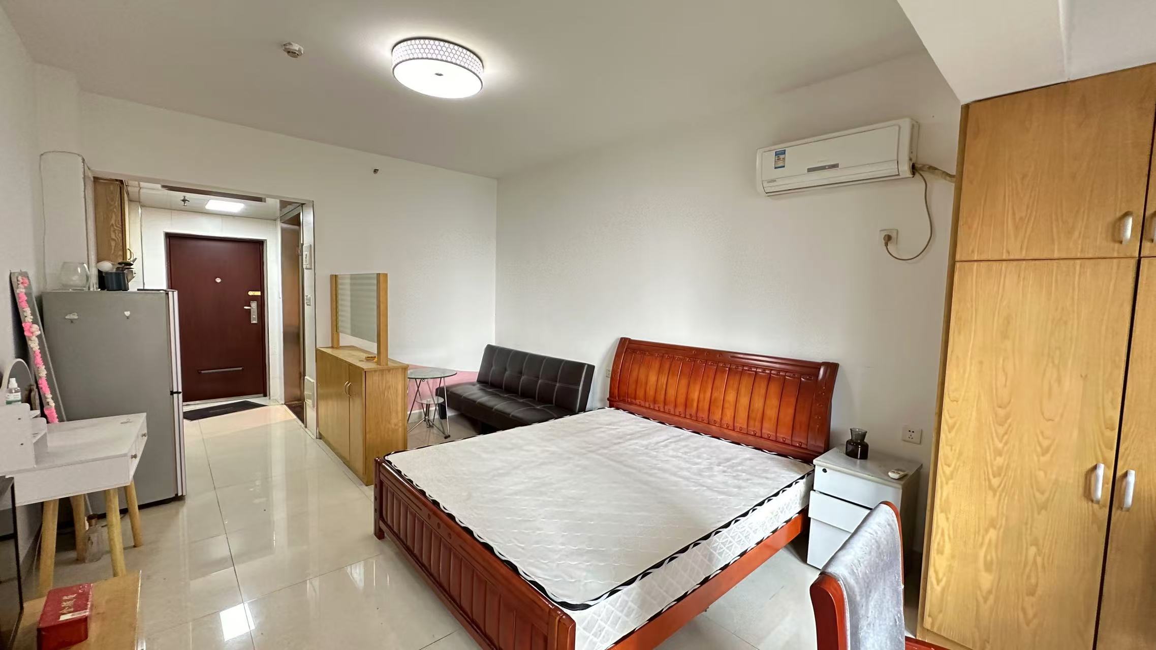 万象凯旋湾 1室1厅1卫 1500.0元/月 万象凯旋湾 1室1厅1卫 1500.0元/月室内图