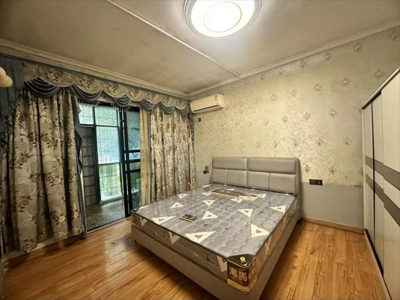 龙江明珠(龙江花苑) 2室1厅1卫 1200.0元/月 龙江明珠(龙江花苑) 2室1厅1卫 1200.0元/月室内图