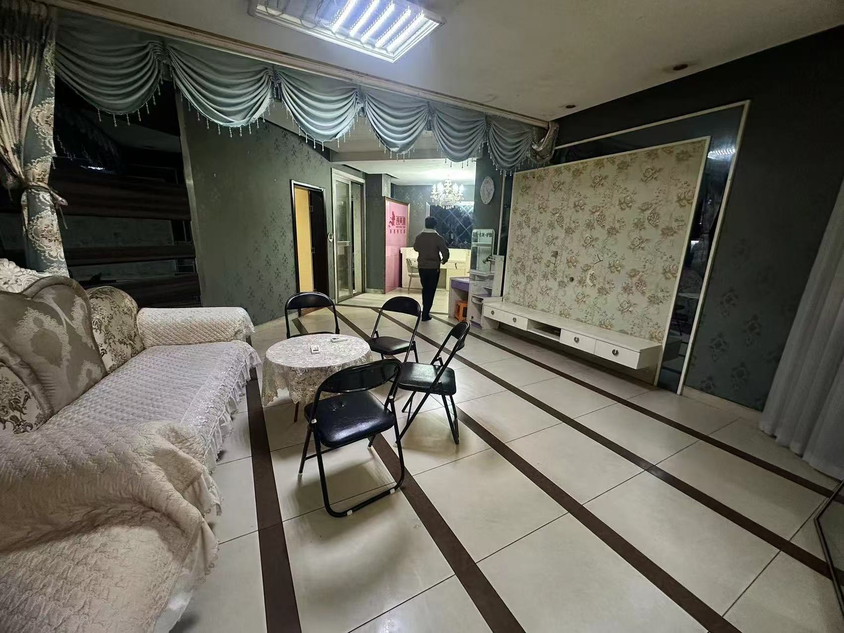 龙江明珠(龙江花苑) 2室1厅1卫 1200.0元/月 龙江明珠(龙江花苑) 2室1厅1卫 1200.0元/月室内图