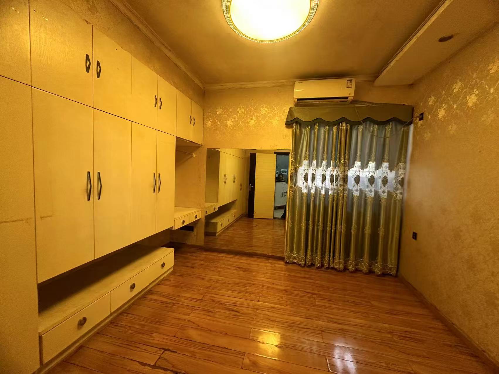 龙江明珠(龙江花苑) 2室1厅1卫 1200.0元/月 龙江明珠(龙江花苑) 2室1厅1卫 1200.0元/月室内图