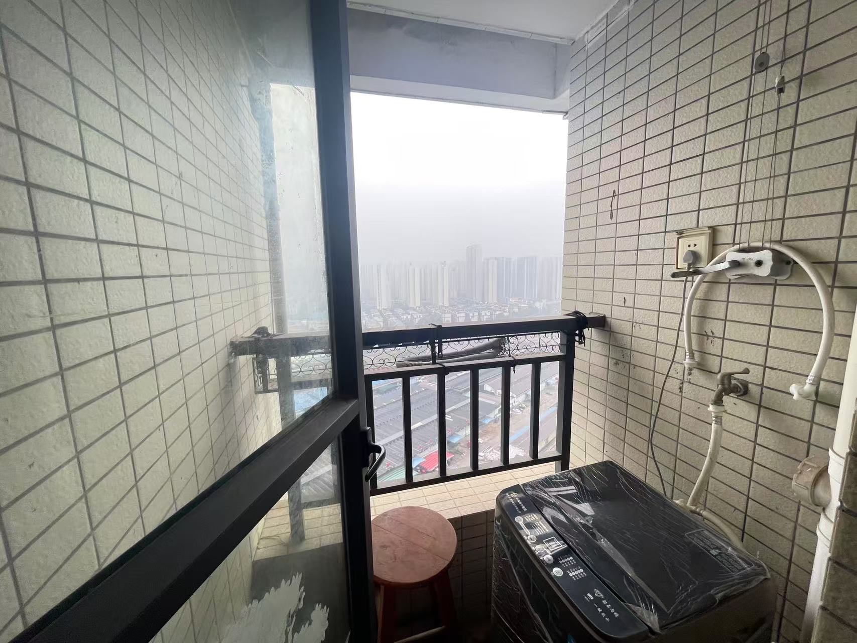 兰亭优壳（隽峰苑）  1室1厅1卫   1400.00元/月室内图
