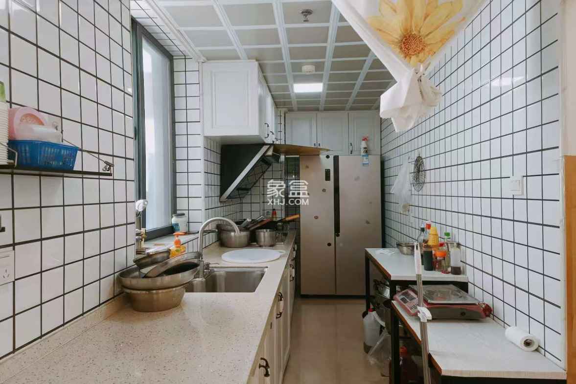 远大购物广场  2室2厅2卫    120.0万 远大购物广场  2室2厅2卫    120.0万室内图