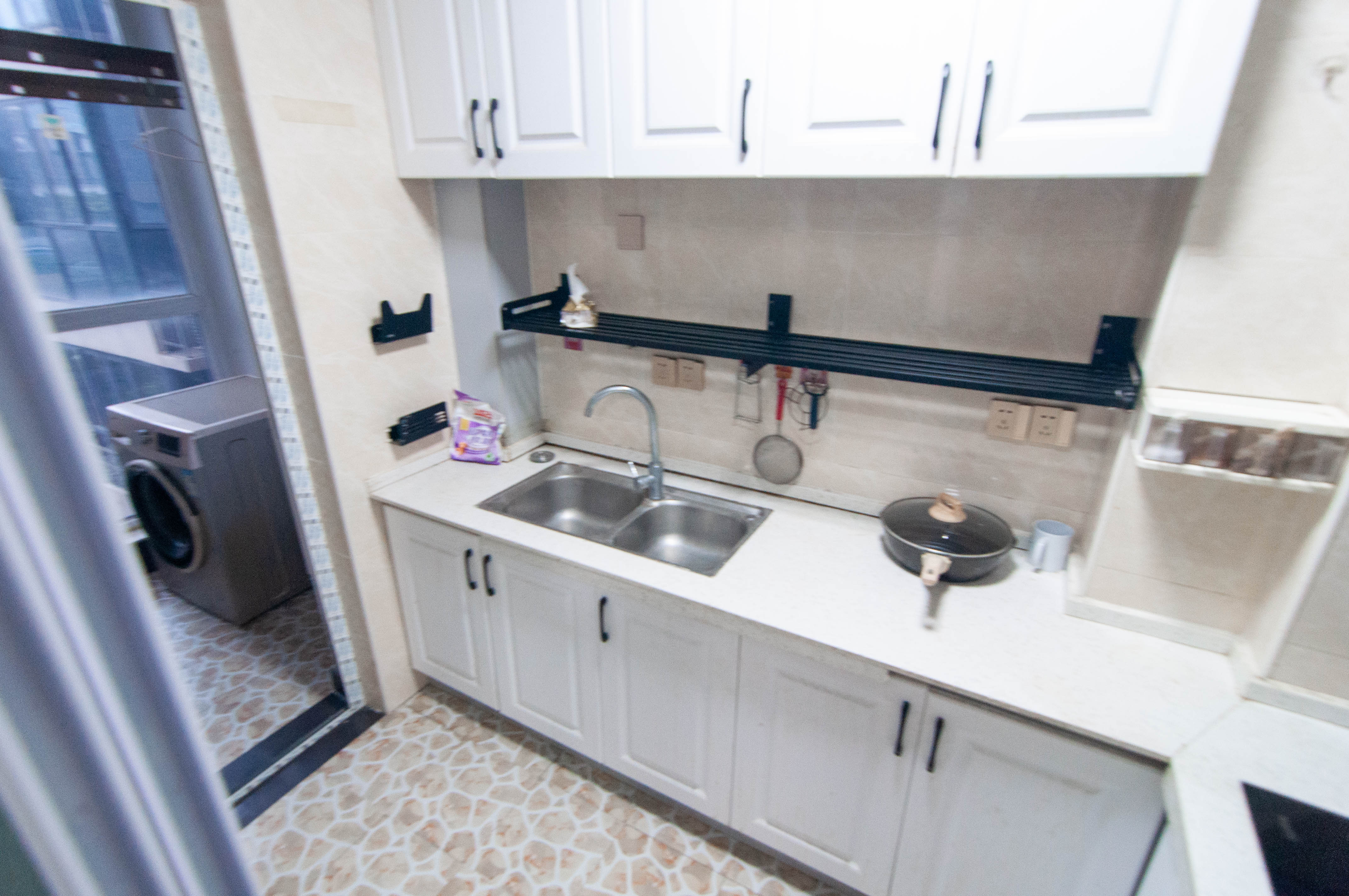 美麓阳光 2室2厅1卫 78.0万 美麓阳光 2室2厅1卫 78.0万厨房