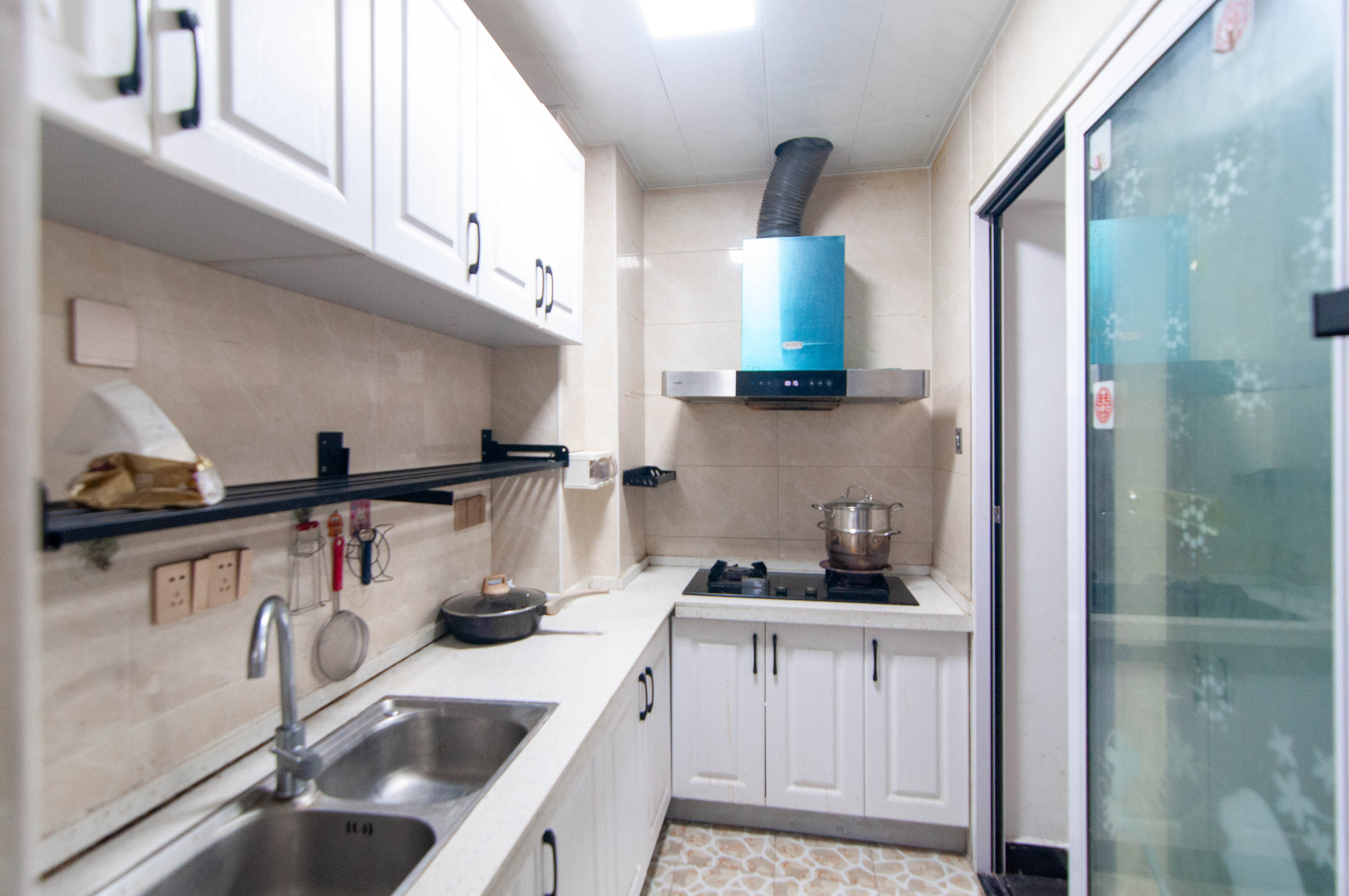 美麓阳光 2室2厅1卫 78.0万 美麓阳光 2室2厅1卫 78.0万厨房