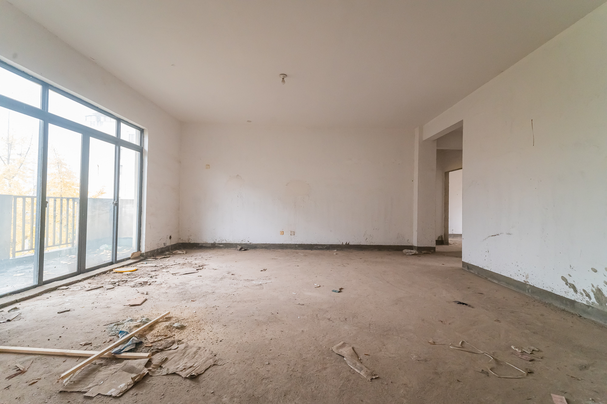 鹏基诺亚山林 4室2厅2卫 106.8万 鹏基诺亚山林 4室2厅2卫 106.8万客厅