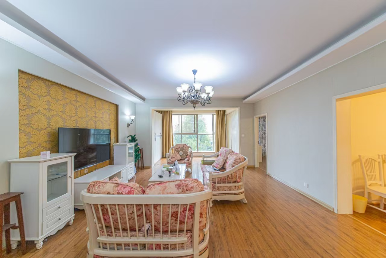 石竹苑  4室2厅2卫    3600.0元/月 石竹苑  4室2厅2卫    3600.0元/月室内图