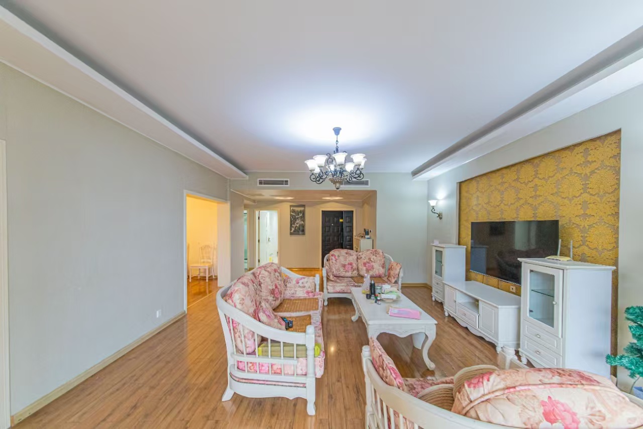 石竹苑  4室2厅2卫    3600.0元/月 石竹苑  4室2厅2卫    3600.0元/月室内图