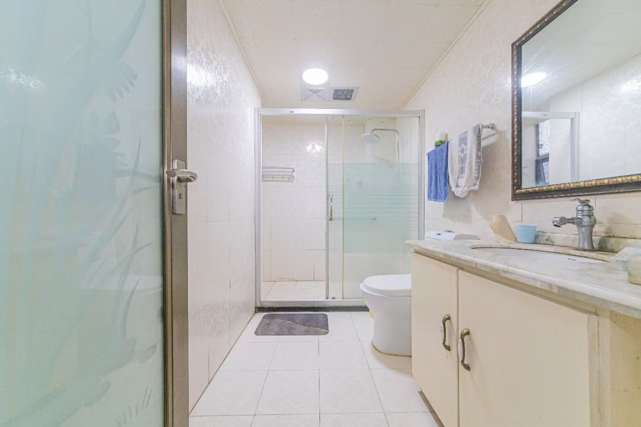 石竹苑  4室2厅2卫    3600.0元/月 石竹苑  4室2厅2卫    3600.0元/月室内图