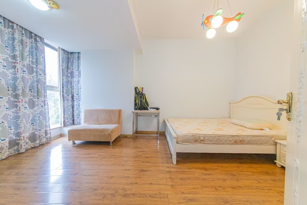 石竹苑  4室2厅2卫    3600.0元/月 石竹苑  4室2厅2卫    3600.0元/月室内图