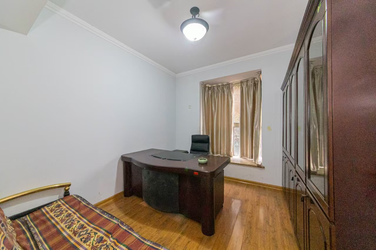 石竹苑  4室2厅2卫    3600.0元/月 石竹苑  4室2厅2卫    3600.0元/月室内图