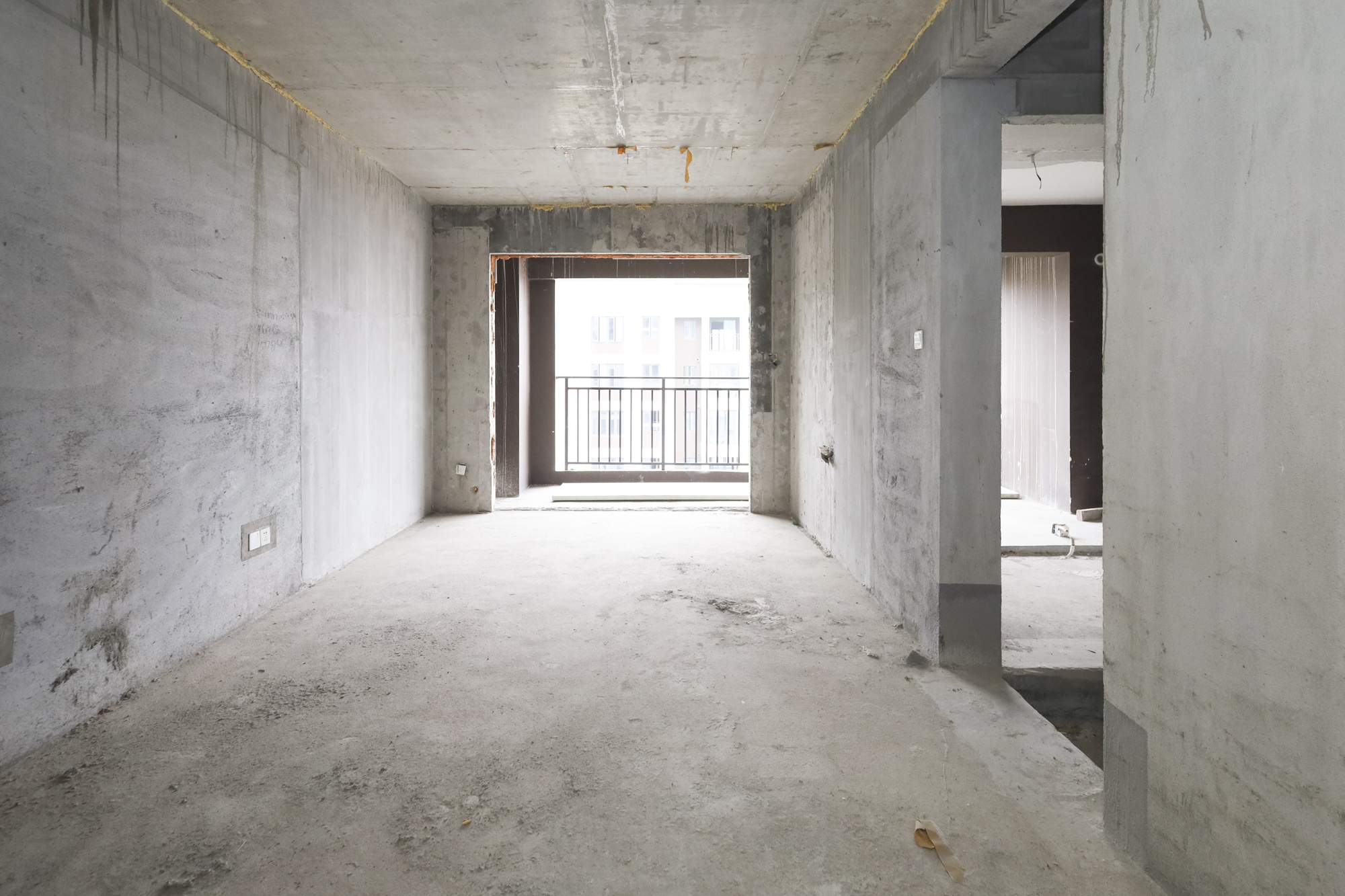 地铁中建君和城  3室2厅1卫   65.00万