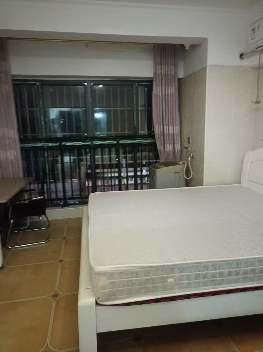 气象佳园  1室1厅1卫    1000.0元/月 气象佳园  1室1厅1卫    1000.0元/月