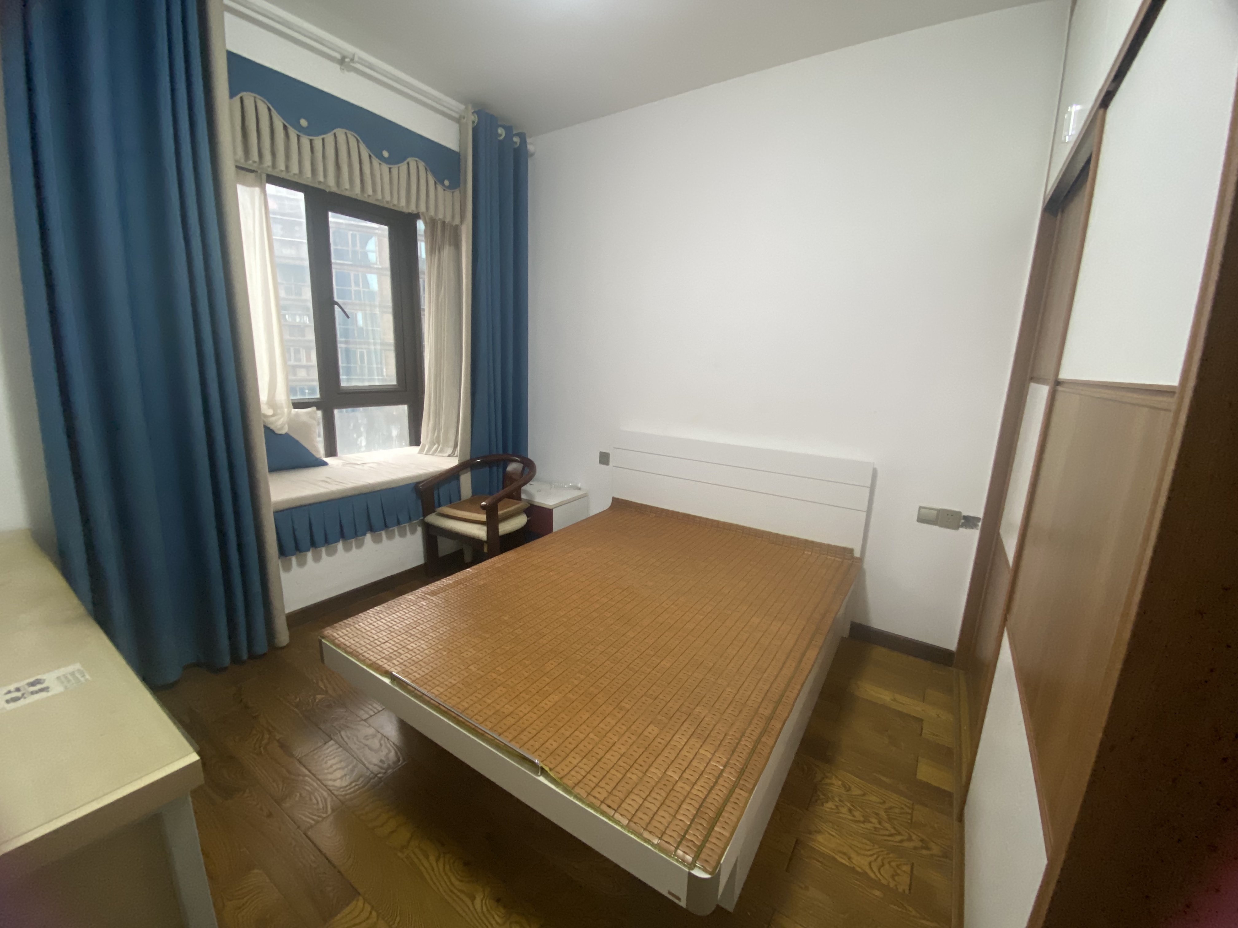 大同芙蓉 3室2厅2卫 2200.0元/月 大同芙蓉 3室2厅2卫 2200.0元/月室内图