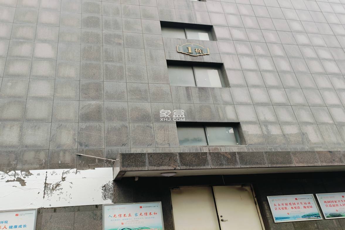 梓山湖公馆  1室1厅1卫    1200.0元/月 梓山湖公馆  1室1厅1卫    1200.0元/月小区图