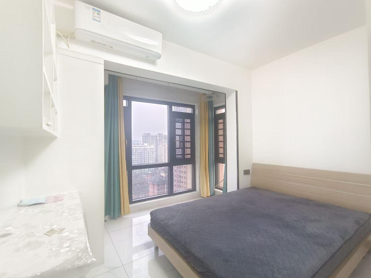 银泰红城6-9期 1室1厅1卫 1800.0元/月 银泰红城6-9期 1室1厅1卫 1800.0元/月室内图