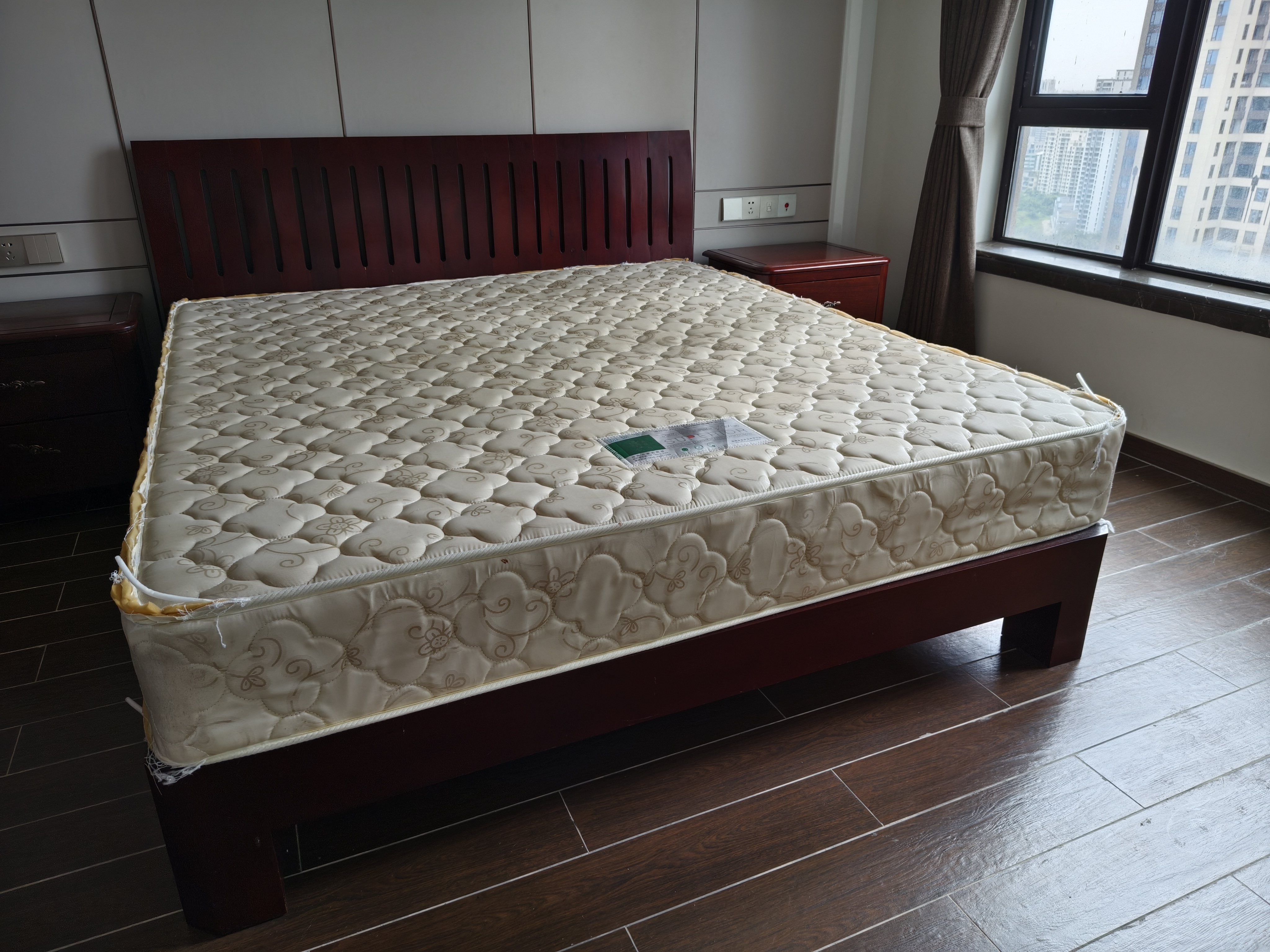 富力首府  3室2厅2卫   8800.00元/月室内图