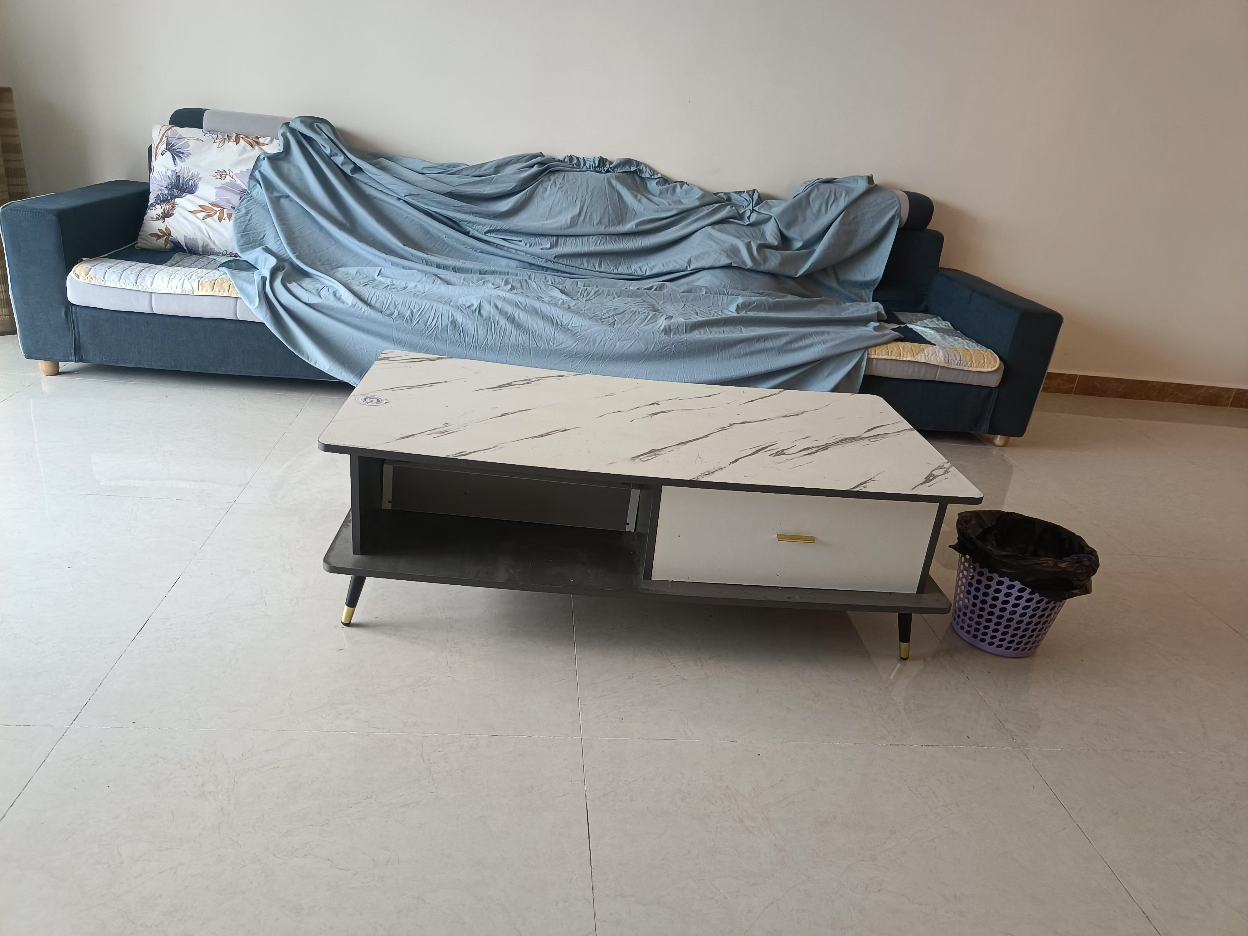 恒大华府 3室2厅1卫 2300.0元/月 恒大华府 3室2厅1卫 2300.0元/月室内图