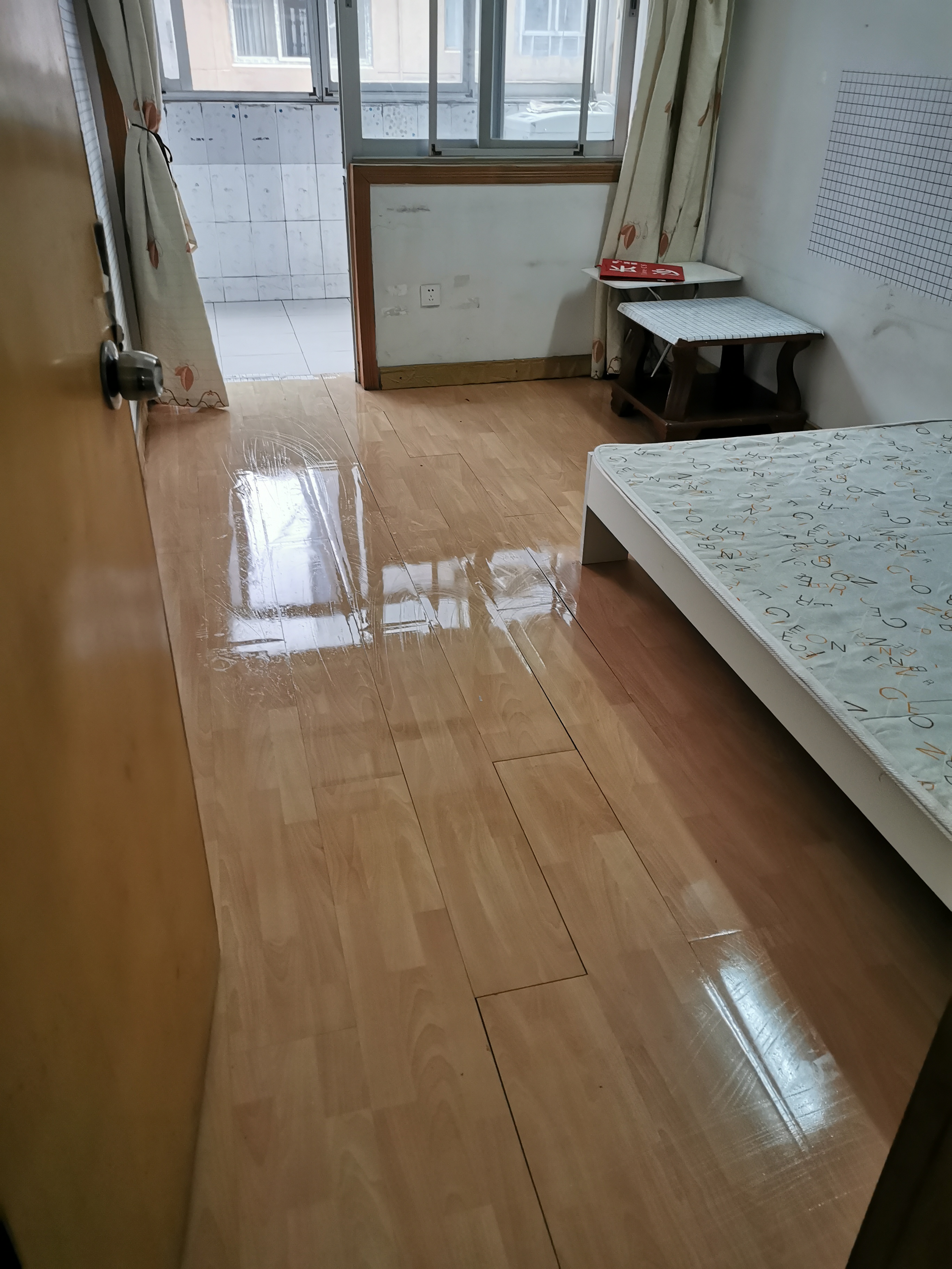 袁家岭省煤炭厅宿舍(芙蓉区省煤炭局小区) 3室2厅1卫 2200.0元/月 袁家岭省煤炭厅宿舍(芙蓉区省煤炭局小区) 3室2厅1卫 2200.0元/月室内图