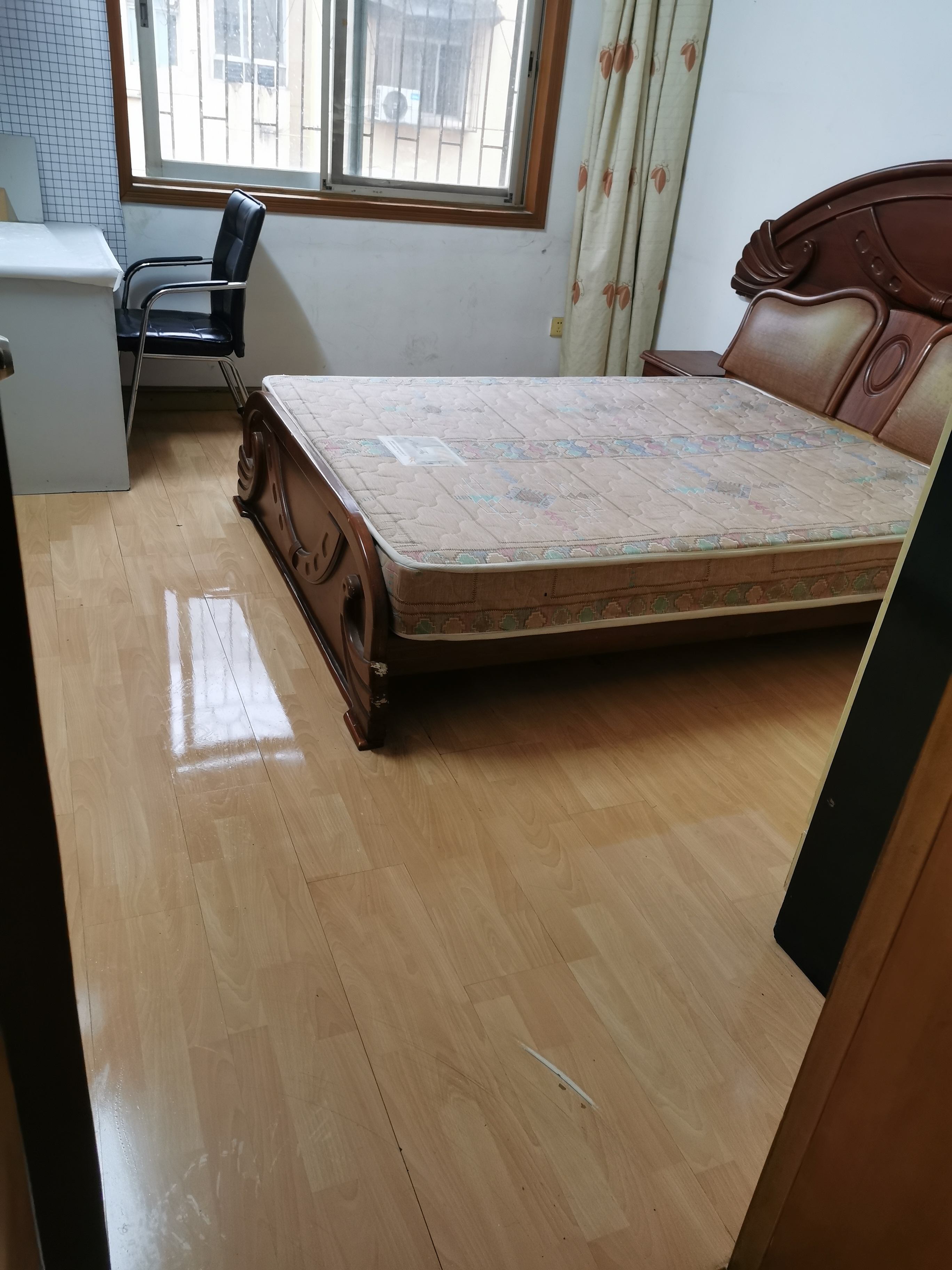 袁家岭省煤炭厅宿舍(芙蓉区省煤炭局小区) 3室2厅1卫 2200.0元/月 袁家岭省煤炭厅宿舍(芙蓉区省煤炭局小区) 3室2厅1卫 2200.0元/月室内图