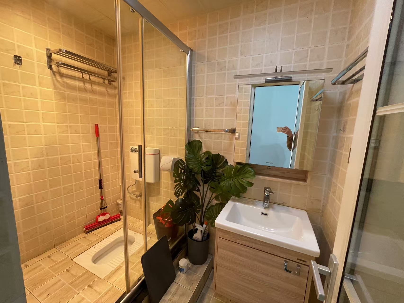 庐山一号  2室2厅1卫    46.8万 庐山一号  2室2厅1卫    46.8万室内图