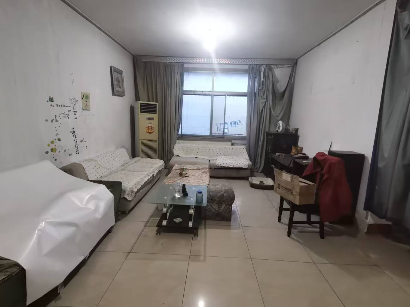 星邻东苑(工商局宿舍) 3室2厅1卫 1200.0元/月 星邻东苑(工商局宿舍) 3室2厅1卫 1200.0元/月室内图