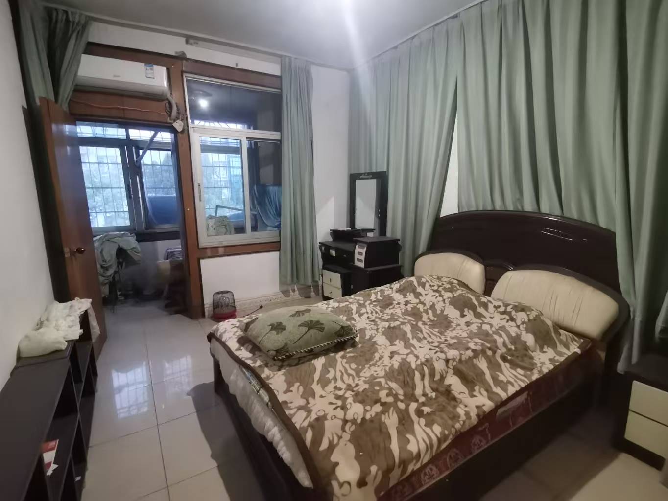 星邻东苑(工商局宿舍) 3室2厅1卫 1200.0元/月 星邻东苑(工商局宿舍) 3室2厅1卫 1200.0元/月室内图