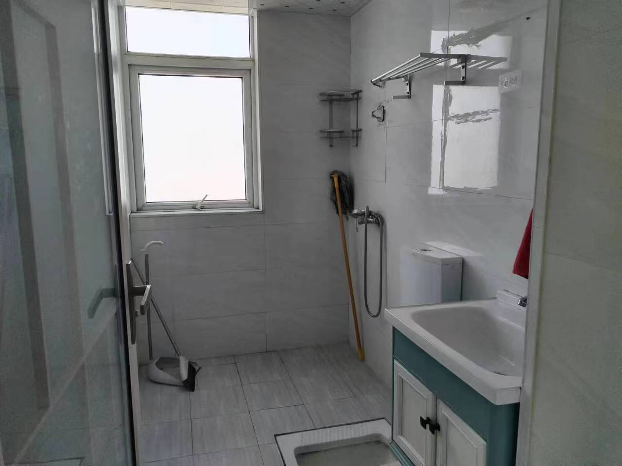 佳兆业金域天下三期 2室2厅1卫 1650.0元/月 佳兆业金域天下三期 2室2厅1卫 1650.0元/月室内图