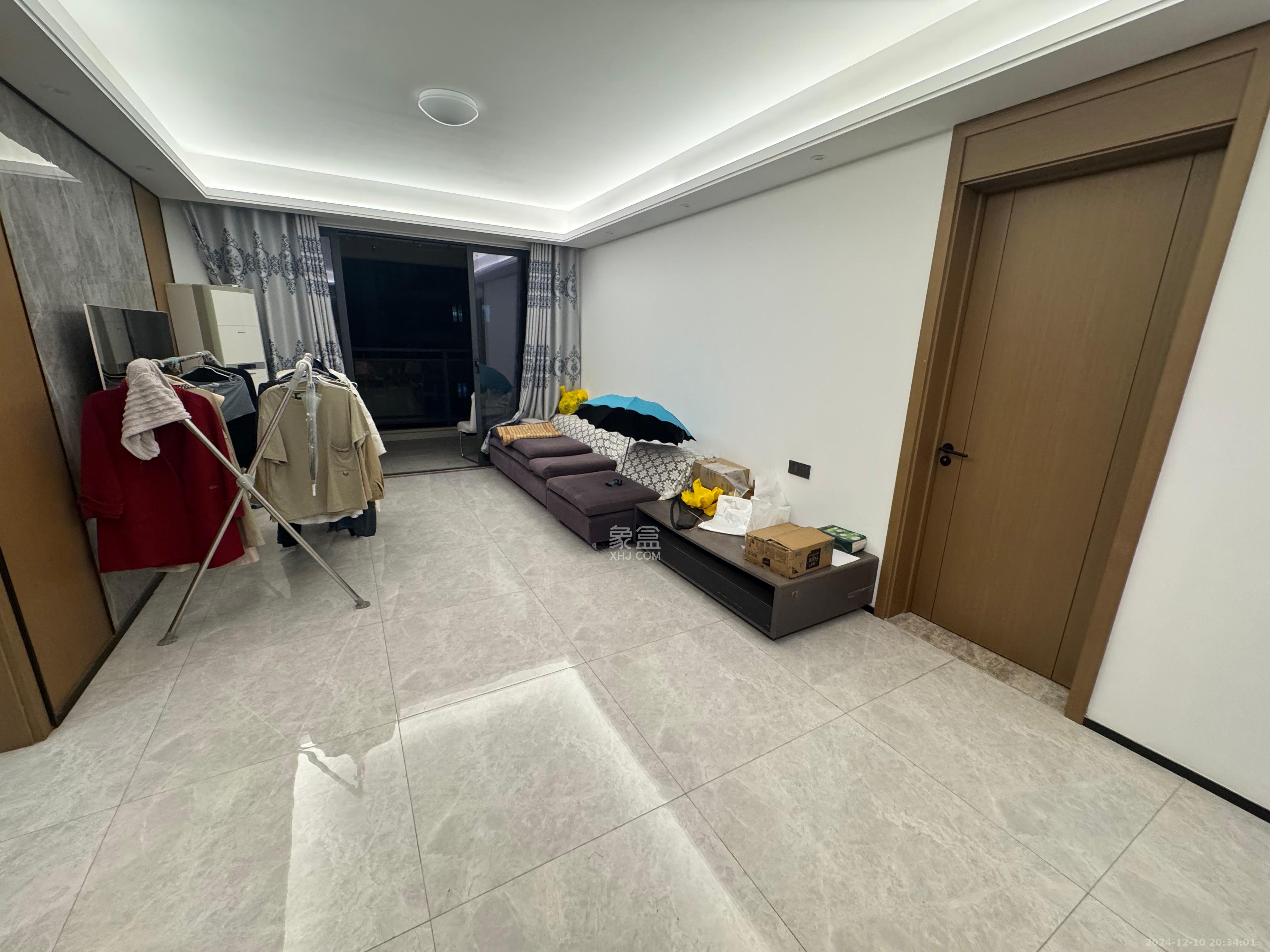 长房云西府一期  3室2厅2卫   3100.00元/月室内图
