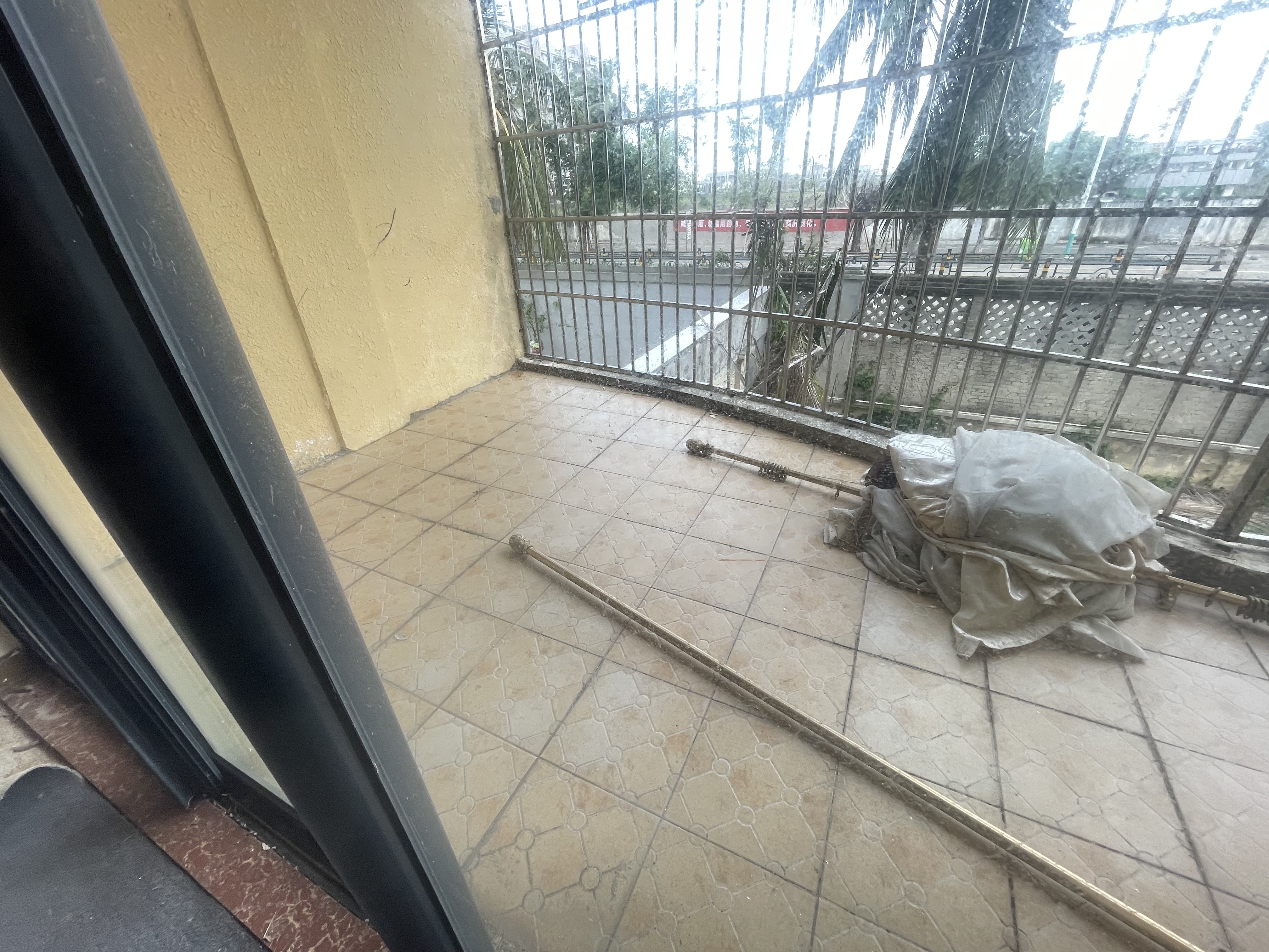 海南大公馆(海岸绿洲) 4室2厅3卫 10000.0元/月 海南大公馆(海岸绿洲) 4室2厅3卫 10000.0元/月室内图