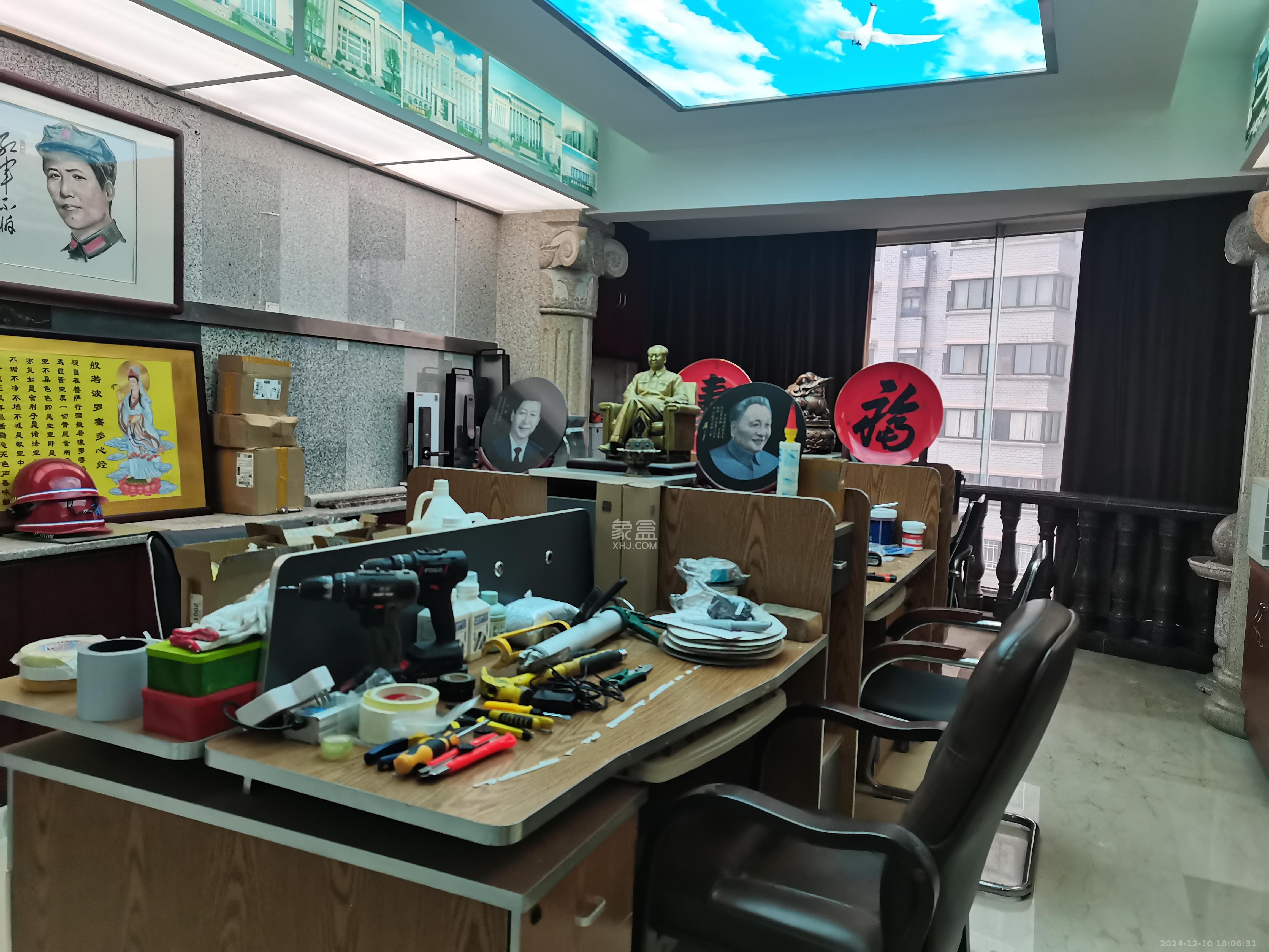 新世纪花苑 4室2厅1卫 5500.0元/月 新世纪花苑 4室2厅1卫 5500.0元/月室内图