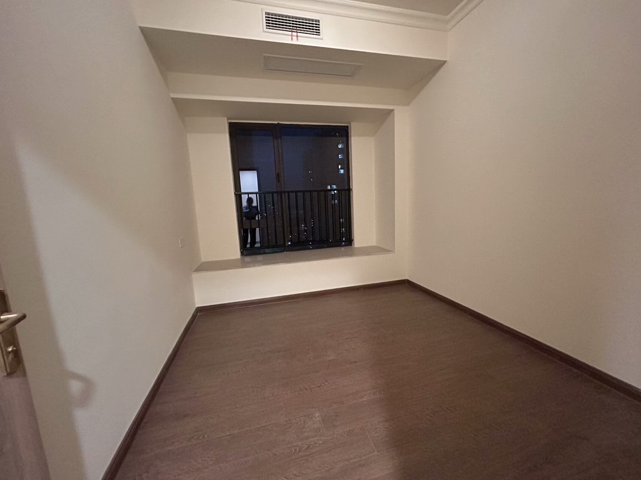 华耀碧桂园十里江湾誉峯 1室0厅0卫 3000.0元/月 华耀碧桂园十里江湾誉峯 1室0厅0卫 3000.0元/月室内图