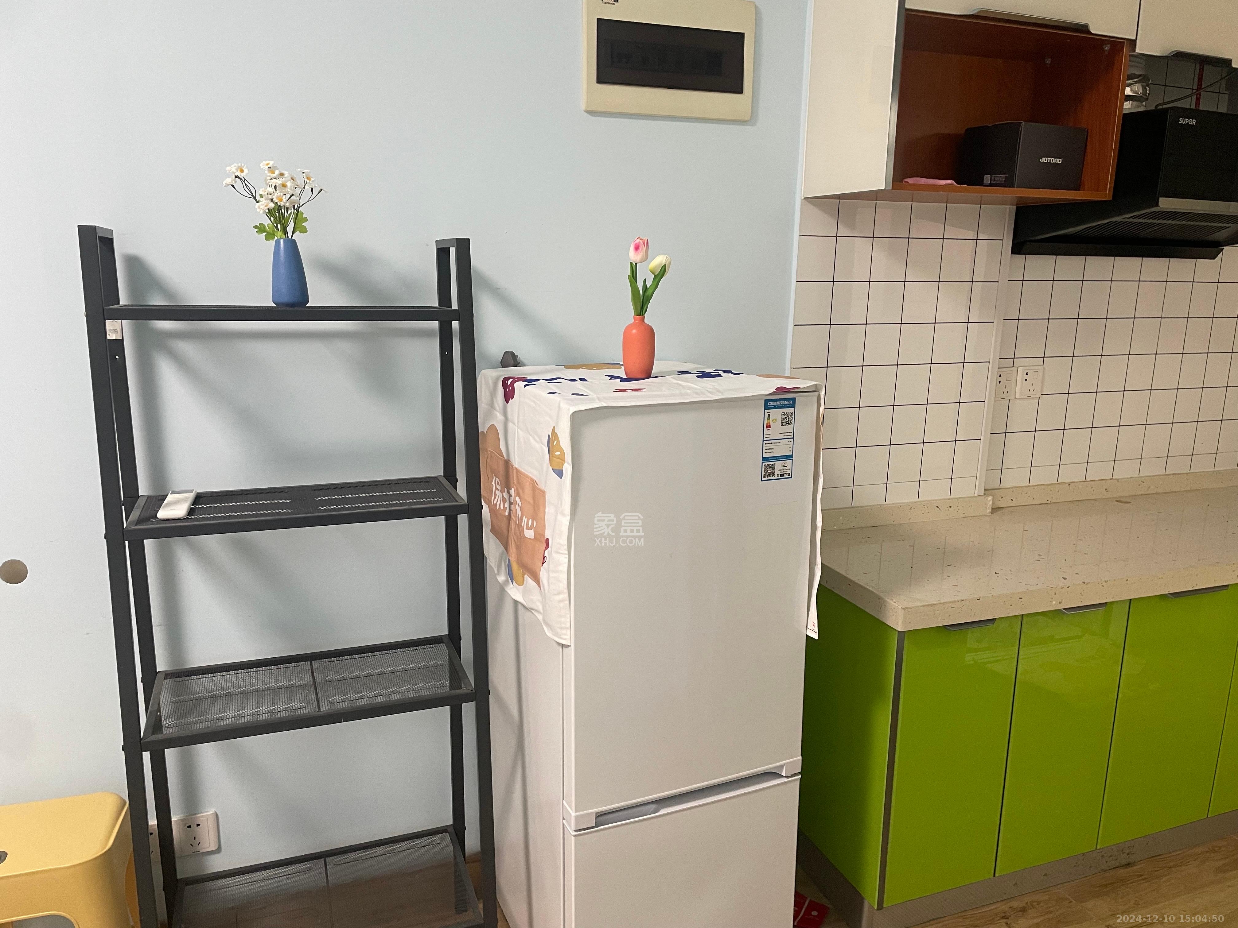 壹廷中央府院(福地花园)  1室1厅1卫    1700.0元/月 壹廷中央府院(福地花园)  1室1厅1卫    1700.0元/月室内图