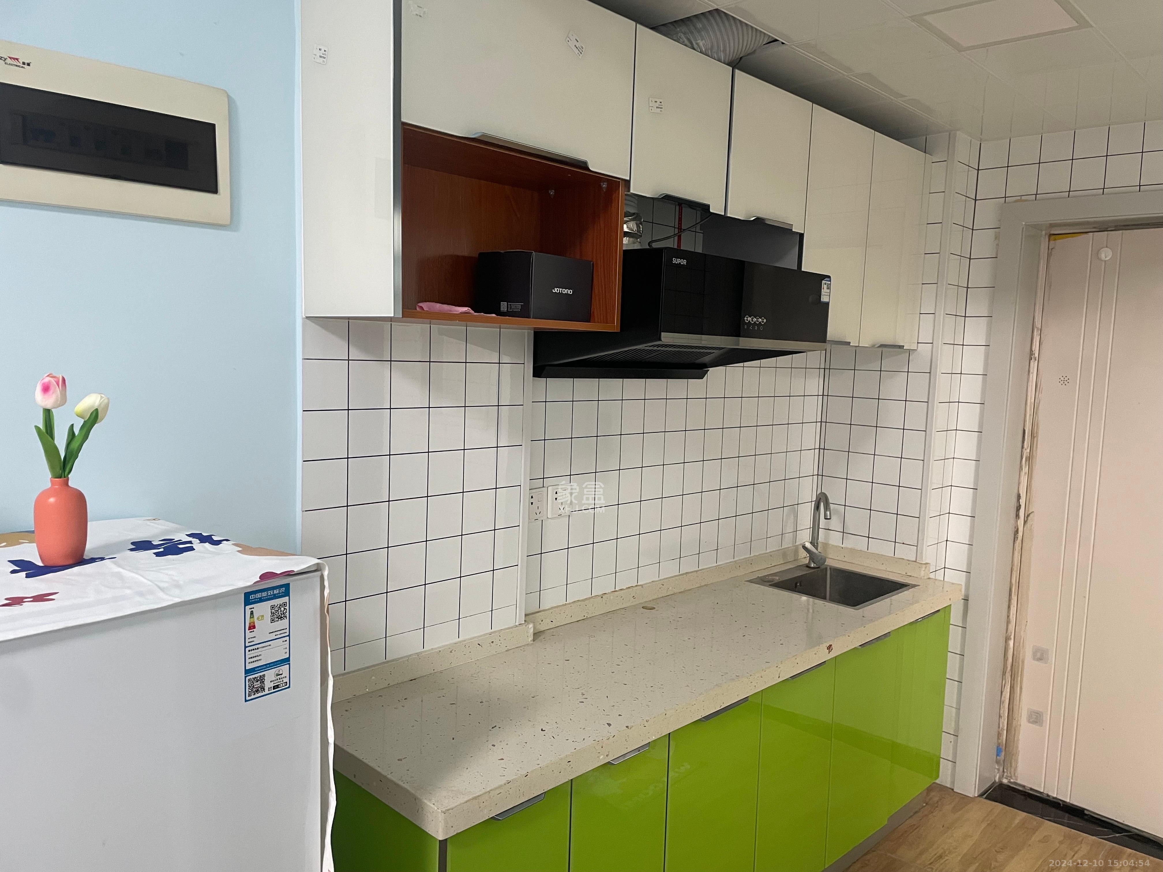 壹廷中央府院(福地花园)  1室1厅1卫    1700.0元/月 壹廷中央府院(福地花园)  1室1厅1卫    1700.0元/月室内图