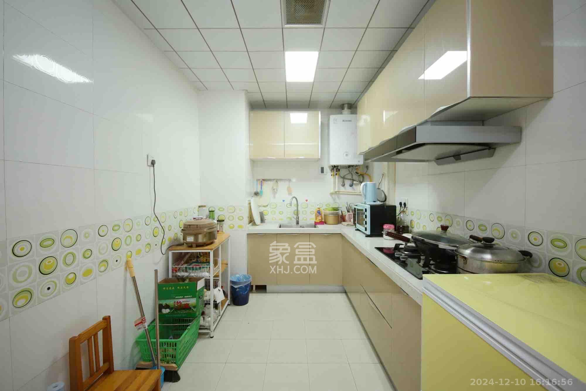 京电花园  4室2厅2卫   4000.00元/月室内图