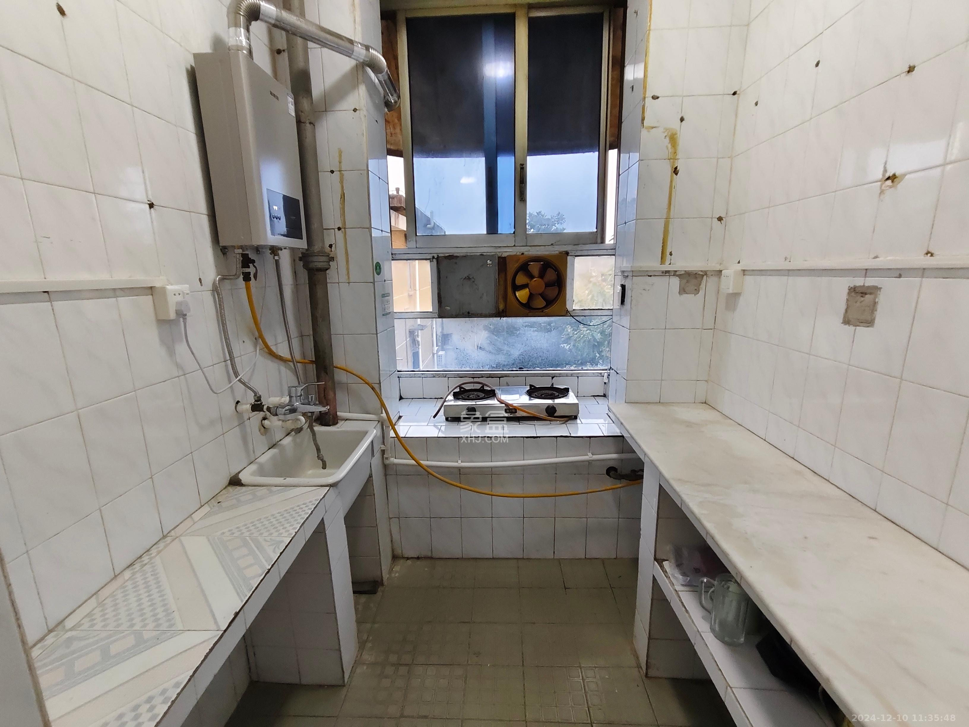 东瓜山二村 3室2厅3卫 2600.0元/月 东瓜山二村 3室2厅3卫 2600.0元/月室内图