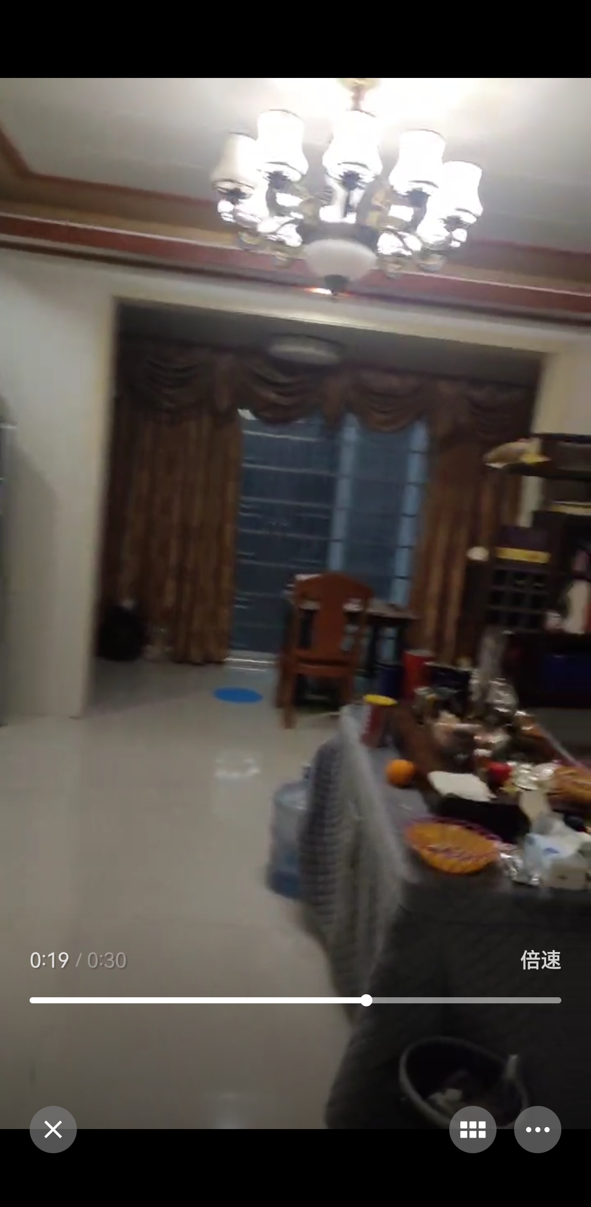 水木华庭 4室2厅2卫 90.0万 水木华庭 4室2厅2卫 90.0万客厅