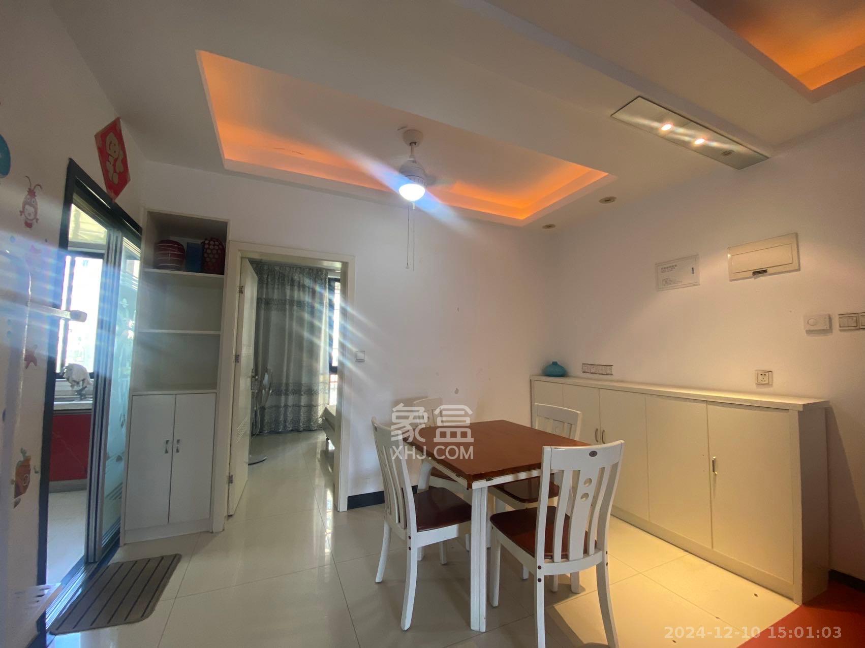 瑞都华庭(华庭美苑) 3室2厅1卫 2500.0元/月 瑞都华庭(华庭美苑) 3室2厅1卫 2500.0元/月室内图