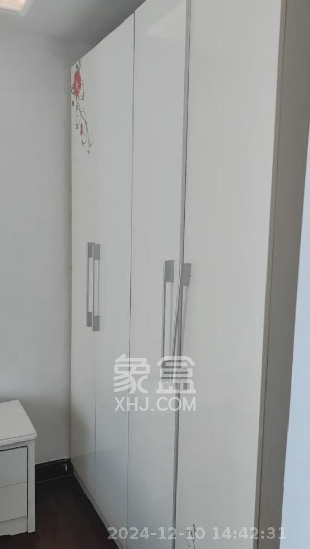 恒大华府  1室1厅1卫    1300.0元/月室内图