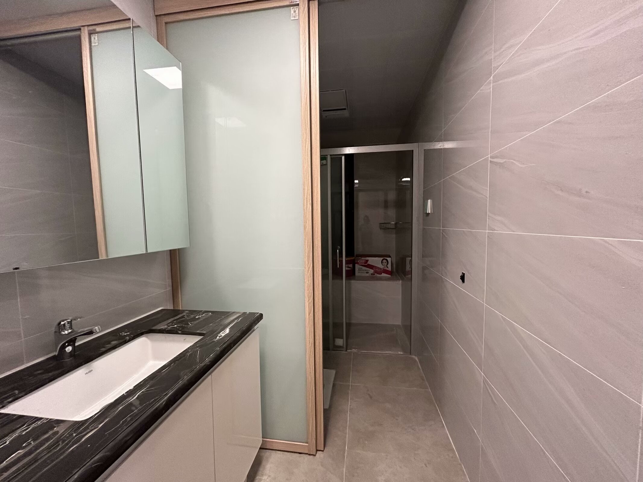 华耀碧桂园十里江湾誉峯 1室0厅0卫 3000.0元/月 华耀碧桂园十里江湾誉峯 1室0厅0卫 3000.0元/月室内图