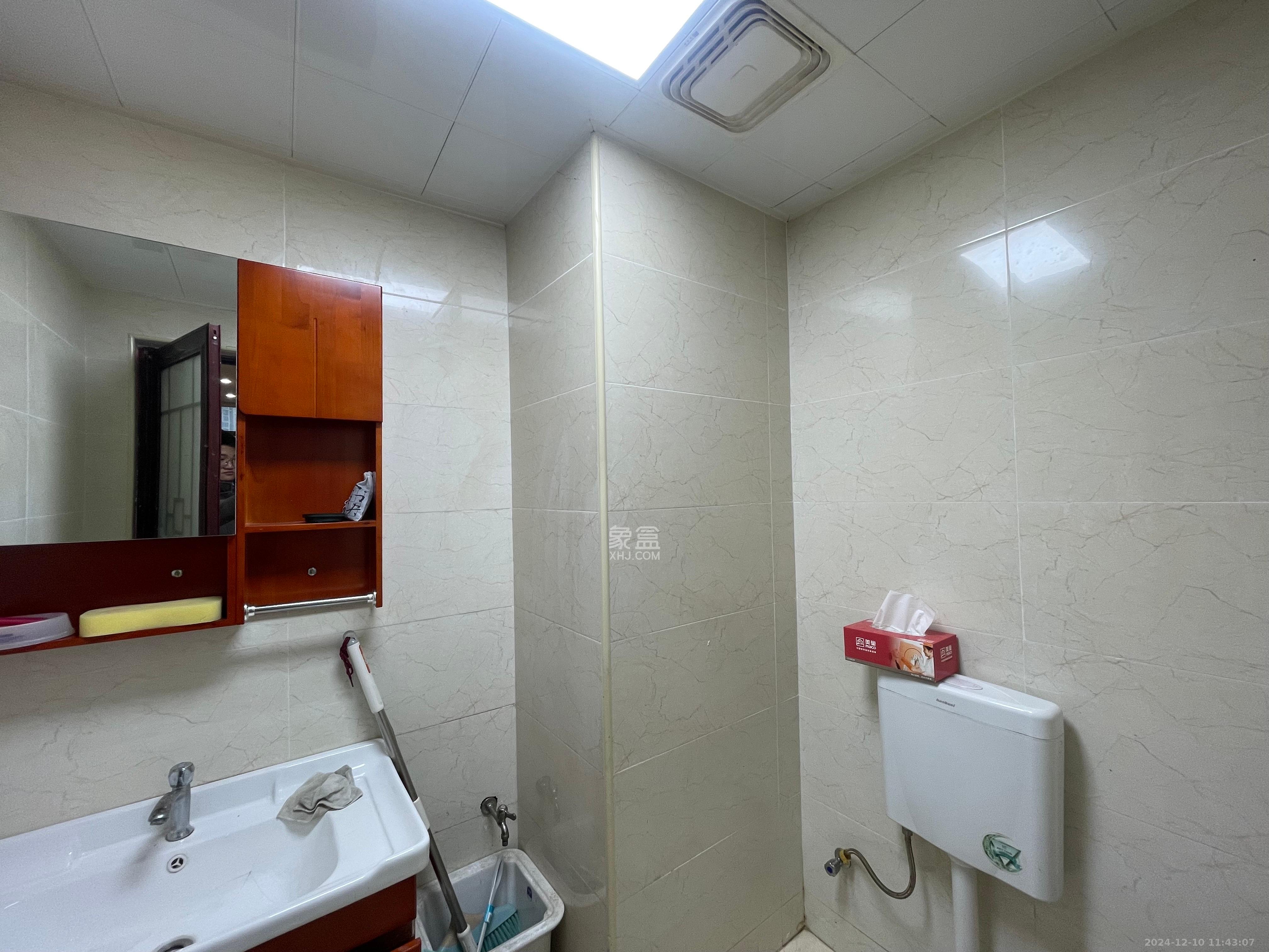 叠彩兰亭 2室2厅1卫 4500.0元/月 叠彩兰亭 2室2厅1卫 4500.0元/月室内图