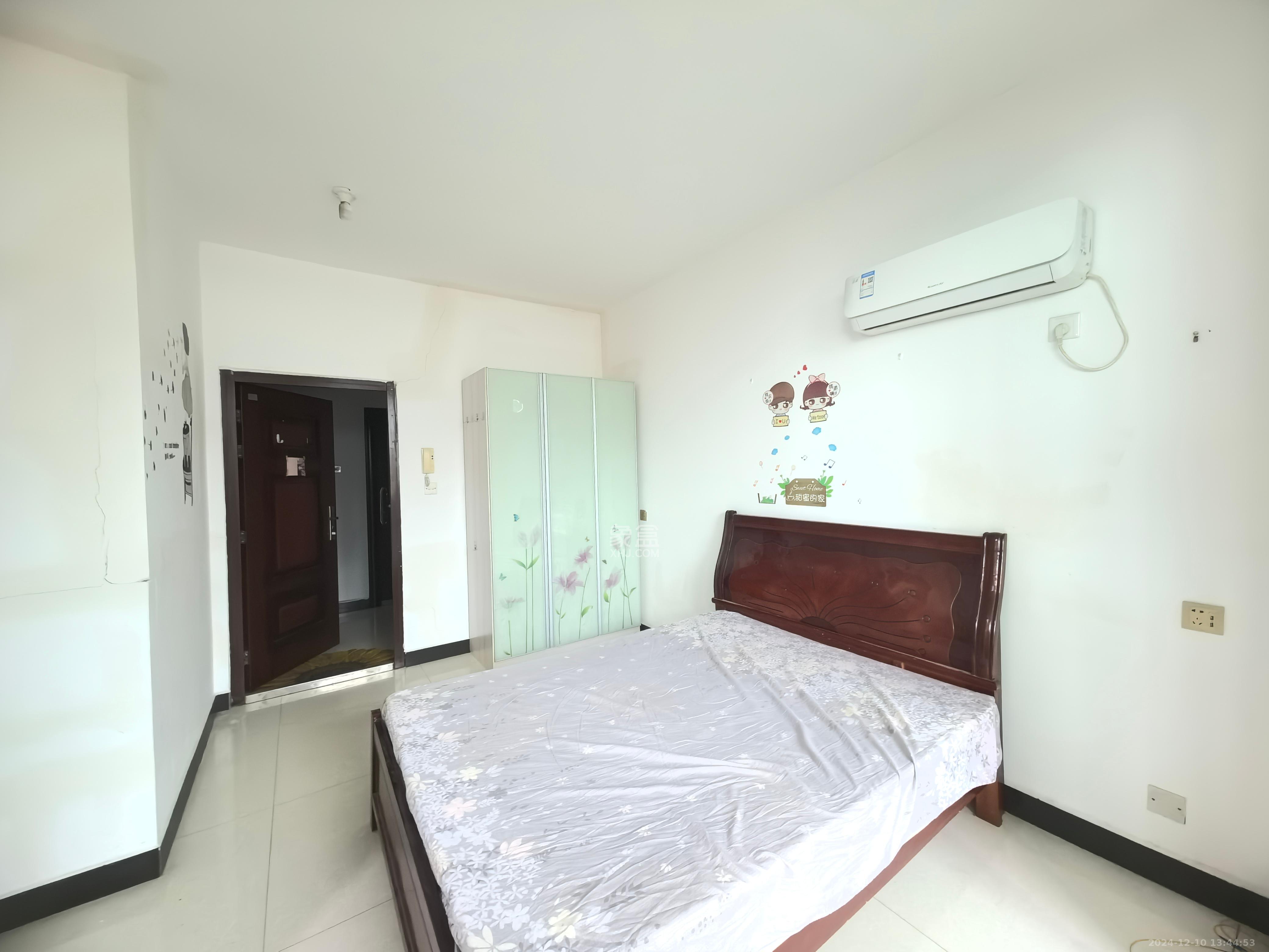 金桂小区一期 1室1厅1卫 1200.0元/月 金桂小区一期 1室1厅1卫 1200.0元/月室内图